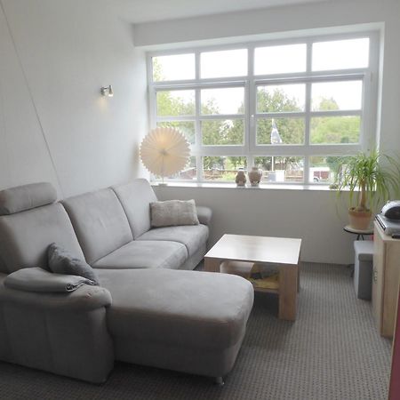 App. Weisses Haus Lägenhet Hohen Neuendorf Exteriör bild